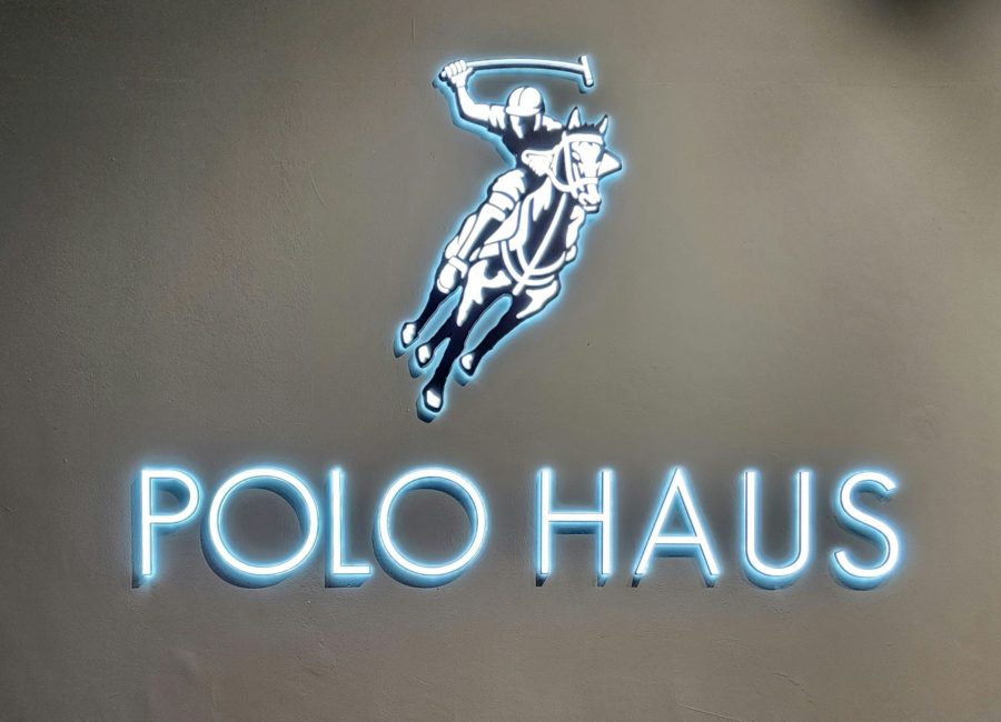 photo-1673923214112-64f42a22188b